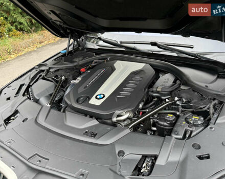 Черный БМВ 7 Серия, объемом двигателя 3 л и пробегом 107 тыс. км за 74950 $, фото 141 на Automoto.ua