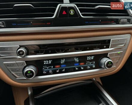 Черный БМВ 7 Серия, объемом двигателя 3 л и пробегом 83 тыс. км за 55000 $, фото 27 на Automoto.ua