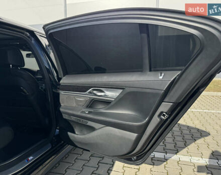 Черный БМВ 7 Серия, объемом двигателя 2.99 л и пробегом 120 тыс. км за 65000 $, фото 81 на Automoto.ua