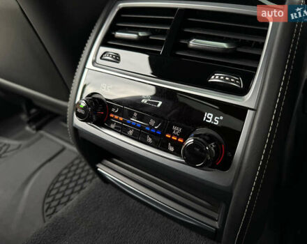 Черный БМВ 7 Серия, объемом двигателя 3 л и пробегом 107 тыс. км за 74950 $, фото 109 на Automoto.ua