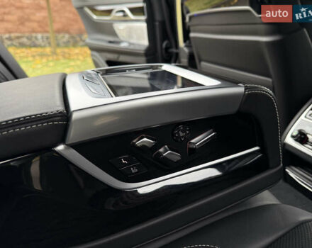 Черный БМВ 7 Серия, объемом двигателя 3 л и пробегом 107 тыс. км за 74950 $, фото 107 на Automoto.ua