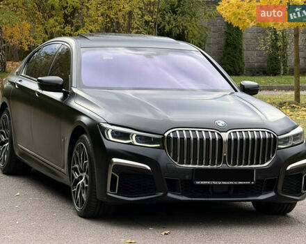 Черный БМВ 7 Серия, объемом двигателя 3 л и пробегом 107 тыс. км за 74950 $, фото 1 на Automoto.ua