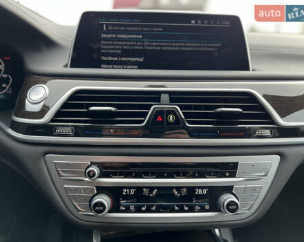 Черный БМВ 7 Серия, объемом двигателя 3 л и пробегом 75 тыс. км за 59000 $, фото 24 на Automoto.ua