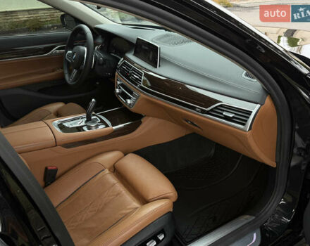 Черный БМВ 7 Серия, объемом двигателя 3 л и пробегом 83 тыс. км за 55000 $, фото 29 на Automoto.ua