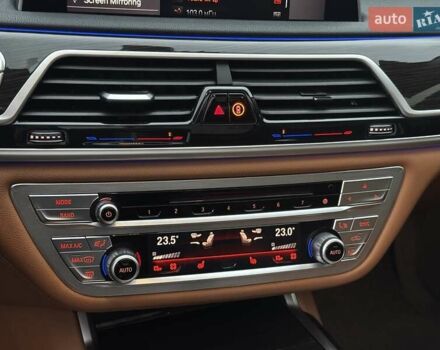 Черный БМВ 7 Серия, объемом двигателя 3 л и пробегом 129 тыс. км за 47750 $, фото 37 на Automoto.ua