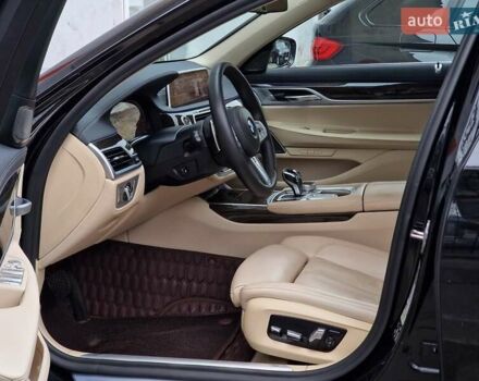 Черный БМВ 7 Серия, объемом двигателя 3 л и пробегом 116 тыс. км за 50990 $, фото 35 на Automoto.ua