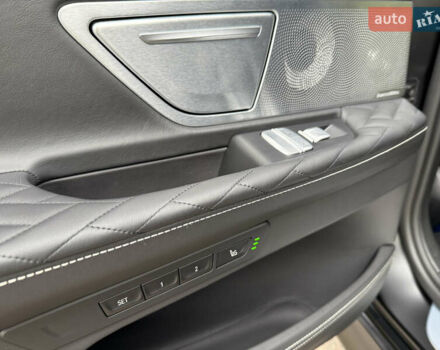 Черный БМВ 7 Серия, объемом двигателя 3 л и пробегом 107 тыс. км за 74950 $, фото 113 на Automoto.ua