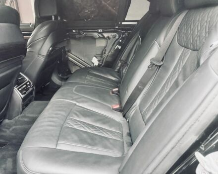 Чорний БМВ 7 Серія, об'ємом двигуна 4.4 л та пробігом 56 тис. км за 25800 $, фото 13 на Automoto.ua