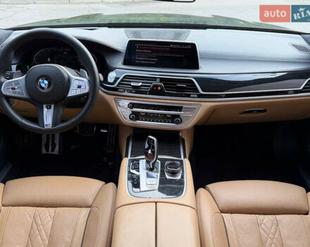 Черный БМВ 7 Серия, объемом двигателя 3 л и пробегом 94 тыс. км за 68900 $, фото 12 на Automoto.ua