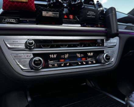 Черный БМВ 7 Серия, объемом двигателя 3 л и пробегом 155 тыс. км за 45500 $, фото 20 на Automoto.ua