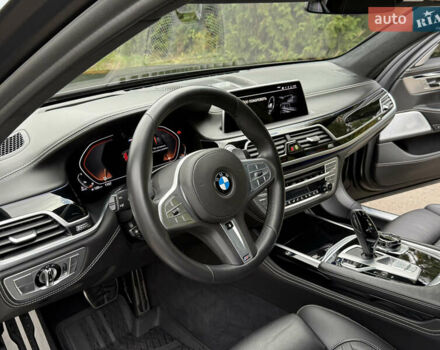 Черный БМВ 7 Серия, объемом двигателя 3 л и пробегом 107 тыс. км за 74950 $, фото 41 на Automoto.ua