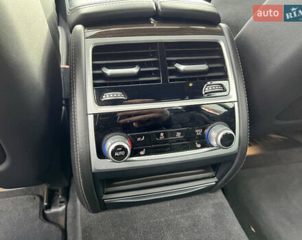 Черный БМВ 7 Серия, объемом двигателя 3 л и пробегом 75 тыс. км за 59000 $, фото 34 на Automoto.ua