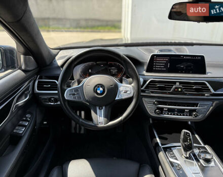 Черный БМВ 7 Серия, объемом двигателя 2.99 л и пробегом 68 тыс. км за 83000 $, фото 22 на Automoto.ua