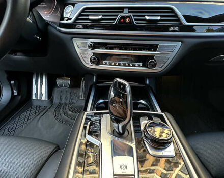 Черный БМВ 7 Серия, объемом двигателя 2.99 л и пробегом 36 тыс. км за 92000 $, фото 27 на Automoto.ua