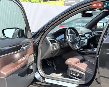 Черный БМВ 7 Серия, объемом двигателя 3 л и пробегом 97 тыс. км за 48999 $, фото 17 на Automoto.ua