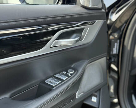 Черный БМВ 7 Серия, объемом двигателя 2.99 л и пробегом 68 тыс. км за 83000 $, фото 15 на Automoto.ua