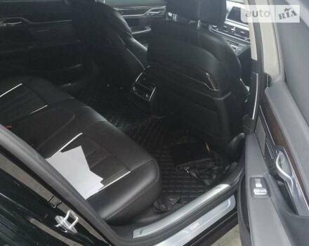 Черный БМВ 7 Серия, объемом двигателя 3 л и пробегом 45 тыс. км за 69950 $, фото 24 на Automoto.ua