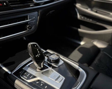 Черный БМВ 7 Серия, объемом двигателя 2.99 л и пробегом 68 тыс. км за 83000 $, фото 19 на Automoto.ua