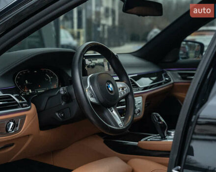 Чорний БМВ 7 Серія, об'ємом двигуна 3 л та пробігом 83 тис. км за 59800 $, фото 26 на Automoto.ua