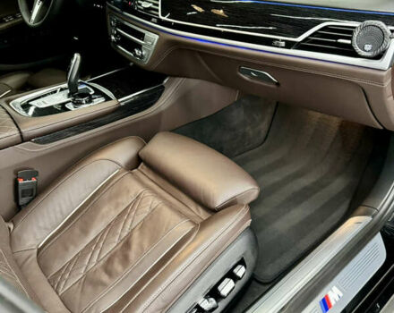 Черный БМВ 7 Серия, объемом двигателя 2.99 л и пробегом 130 тыс. км за 73000 $, фото 26 на Automoto.ua