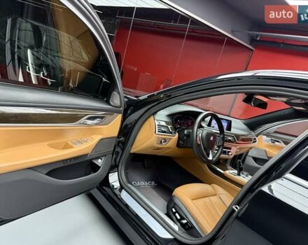 Черный БМВ 7 Серия, объемом двигателя 3 л и пробегом 109 тыс. км за 73900 $, фото 23 на Automoto.ua