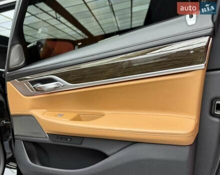 Черный БМВ 7 Серия, объемом двигателя 3 л и пробегом 109 тыс. км за 73900 $, фото 56 на Automoto.ua