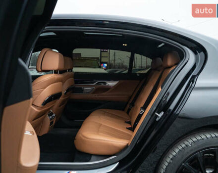 Чорний БМВ 7 Серія, об'ємом двигуна 3 л та пробігом 83 тис. км за 59800 $, фото 44 на Automoto.ua