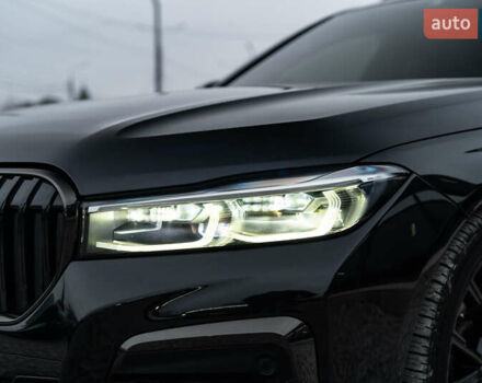 Чорний БМВ 7 Серія, об'ємом двигуна 3 л та пробігом 83 тис. км за 59800 $, фото 17 на Automoto.ua