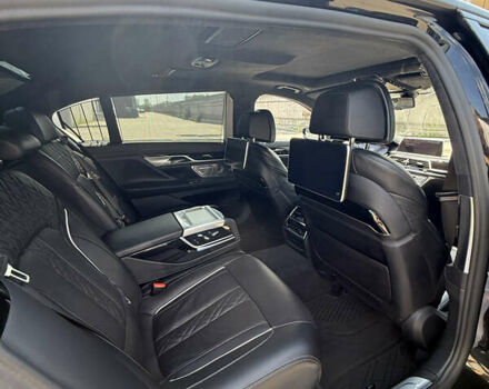 Черный БМВ 7 Серия, объемом двигателя 2.99 л и пробегом 68 тыс. км за 83000 $, фото 12 на Automoto.ua