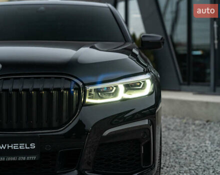 Чорний БМВ 7 Серія, об'ємом двигуна 3 л та пробігом 83 тис. км за 59800 $, фото 15 на Automoto.ua