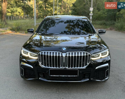 БМВ 7 Серія 2020 у Києві на Automoto.ua Чорний БМВ 7 Серія, об'ємом двигуна 3 л та пробігом 126 тис. км за 53000 $, фото 2 на Automoto.ua