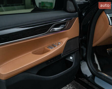 Чорний БМВ 7 Серія, об'ємом двигуна 3 л та пробігом 83 тис. км за 59800 $, фото 47 на Automoto.ua