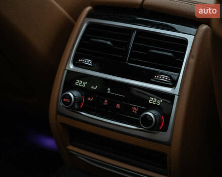 Чорний БМВ 7 Серія, об'ємом двигуна 3 л та пробігом 83 тис. км за 59800 $, фото 46 на Automoto.ua