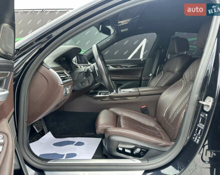 Черный БМВ 7 Серия, объемом двигателя 6.59 л и пробегом 62 тыс. км за 72999 $, фото 9 на Automoto.ua