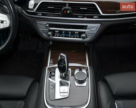 Черный БМВ 7 Серия, объемом двигателя 3 л и пробегом 32 тыс. км за 55500 $, фото 23 на Automoto.ua