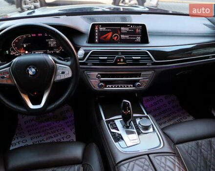 Черный БМВ 7 Серия, объемом двигателя 3 л и пробегом 119 тыс. км за 66900 $, фото 45 на Automoto.ua