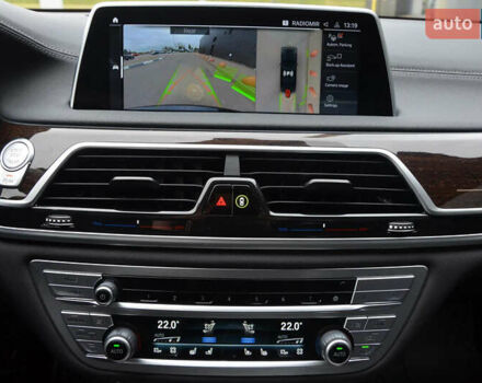 Черный БМВ 7 Серия, объемом двигателя 3 л и пробегом 32 тыс. км за 55500 $, фото 22 на Automoto.ua