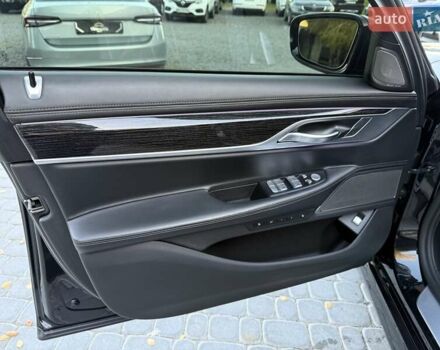 Черный БМВ 7 Серия, объемом двигателя 4.39 л и пробегом 122 тыс. км за 56999 $, фото 48 на Automoto.ua