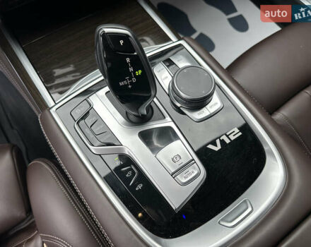 Черный БМВ 7 Серия, объемом двигателя 6.59 л и пробегом 62 тыс. км за 72999 $, фото 12 на Automoto.ua