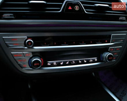 Черный БМВ 7 Серия, объемом двигателя 3 л и пробегом 119 тыс. км за 66900 $, фото 31 на Automoto.ua