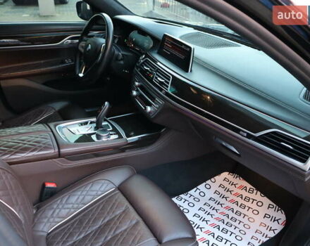 Черный БМВ 7 Серия, объемом двигателя 3 л и пробегом 119 тыс. км за 66900 $, фото 57 на Automoto.ua