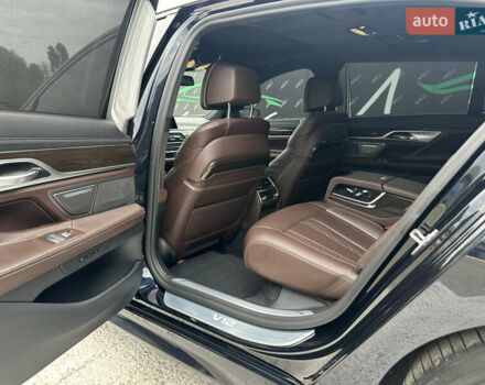 Черный БМВ 7 Серия, объемом двигателя 6.59 л и пробегом 62 тыс. км за 72999 $, фото 20 на Automoto.ua