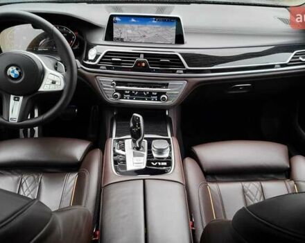 Черный БМВ 7 Серия, объемом двигателя 6.59 л и пробегом 48 тыс. км за 90000 $, фото 10 на Automoto.ua