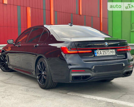 Черный БМВ 7 Серия, объемом двигателя 6.59 л и пробегом 61 тыс. км за 75000 $, фото 19 на Automoto.ua