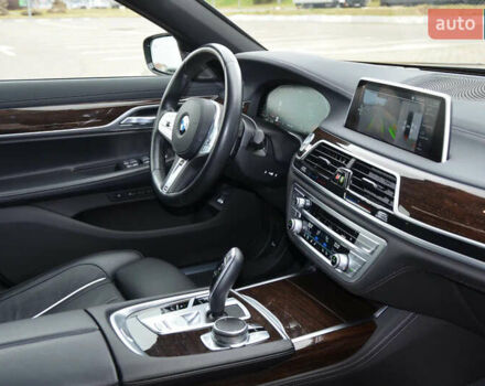 Черный БМВ 7 Серия, объемом двигателя 3 л и пробегом 32 тыс. км за 55500 $, фото 26 на Automoto.ua