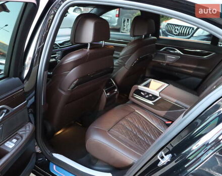 Черный БМВ 7 Серия, объемом двигателя 3 л и пробегом 119 тыс. км за 66900 $, фото 43 на Automoto.ua