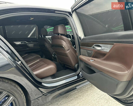 Черный БМВ 7 Серия, объемом двигателя 6.59 л и пробегом 62 тыс. км за 72999 $, фото 33 на Automoto.ua