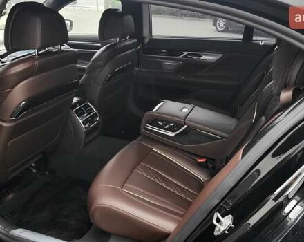 Черный БМВ 7 Серия, объемом двигателя 6.59 л и пробегом 48 тыс. км за 90000 $, фото 14 на Automoto.ua