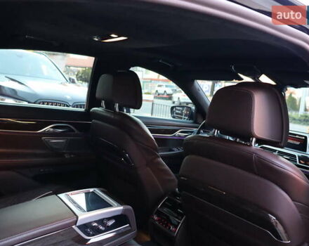 Черный БМВ 7 Серия, объемом двигателя 3 л и пробегом 119 тыс. км за 66900 $, фото 51 на Automoto.ua