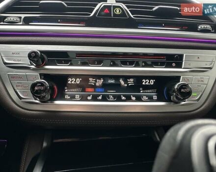 Чорний БМВ 7 Серія, об'ємом двигуна 2.99 л та пробігом 19 тис. км за 91700 $, фото 98 на Automoto.ua